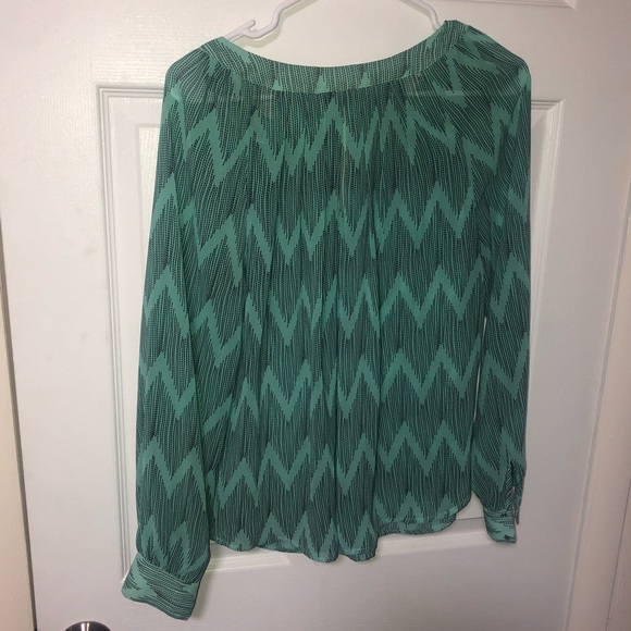 Bellatrix chevron blouse - Picture 3 of 3